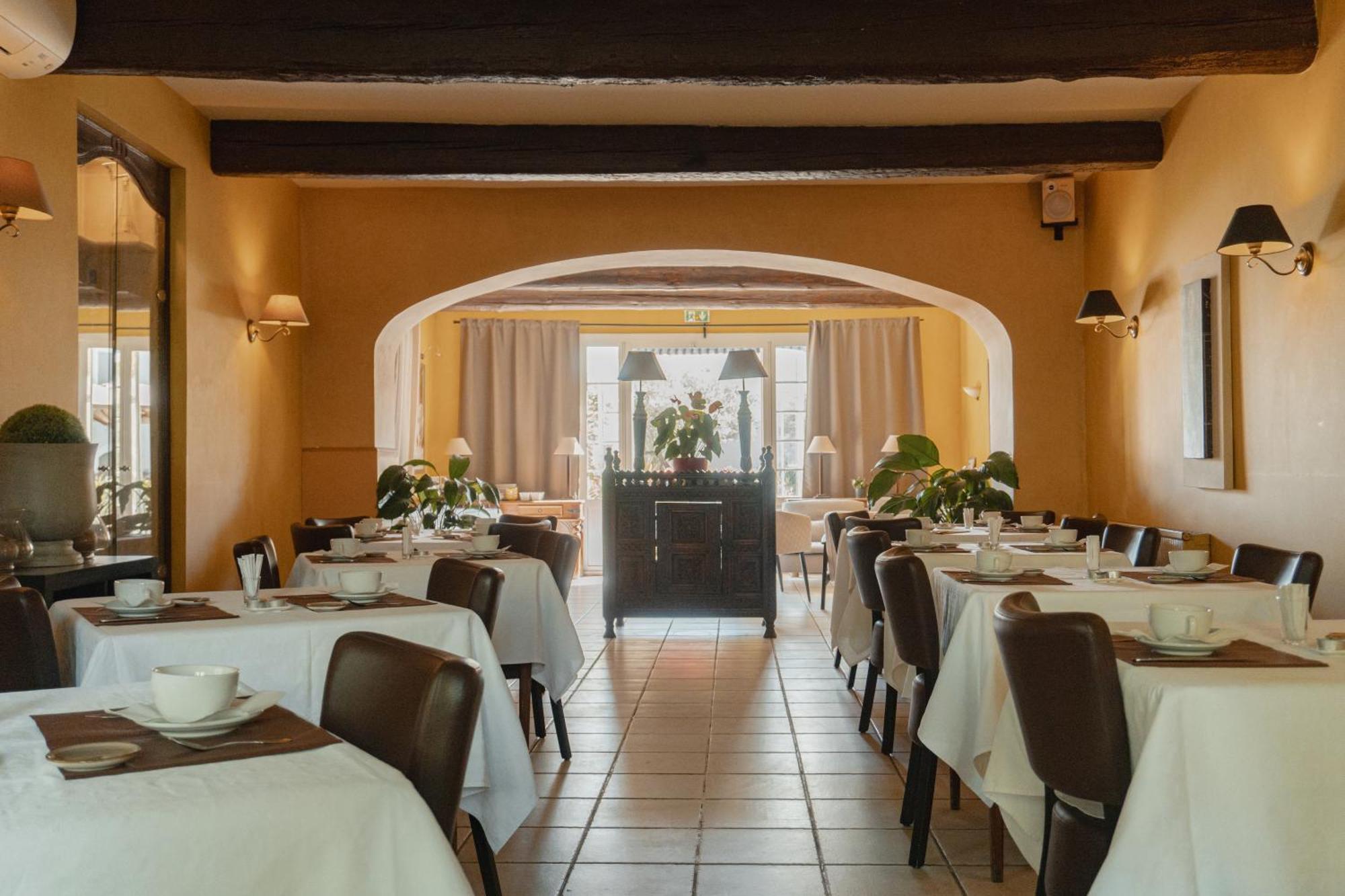 Hotel Les Magnanarelles Maussane les Alpilles Eksteriør bilde